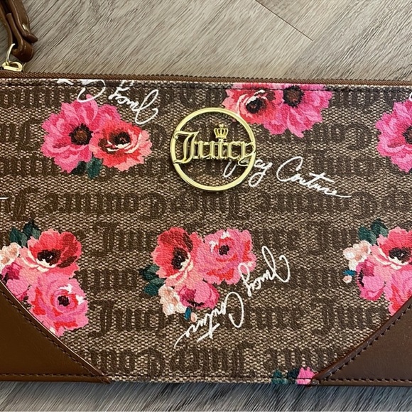 Juicy Couture Wristlet NWOT - Picture 2 of 10
